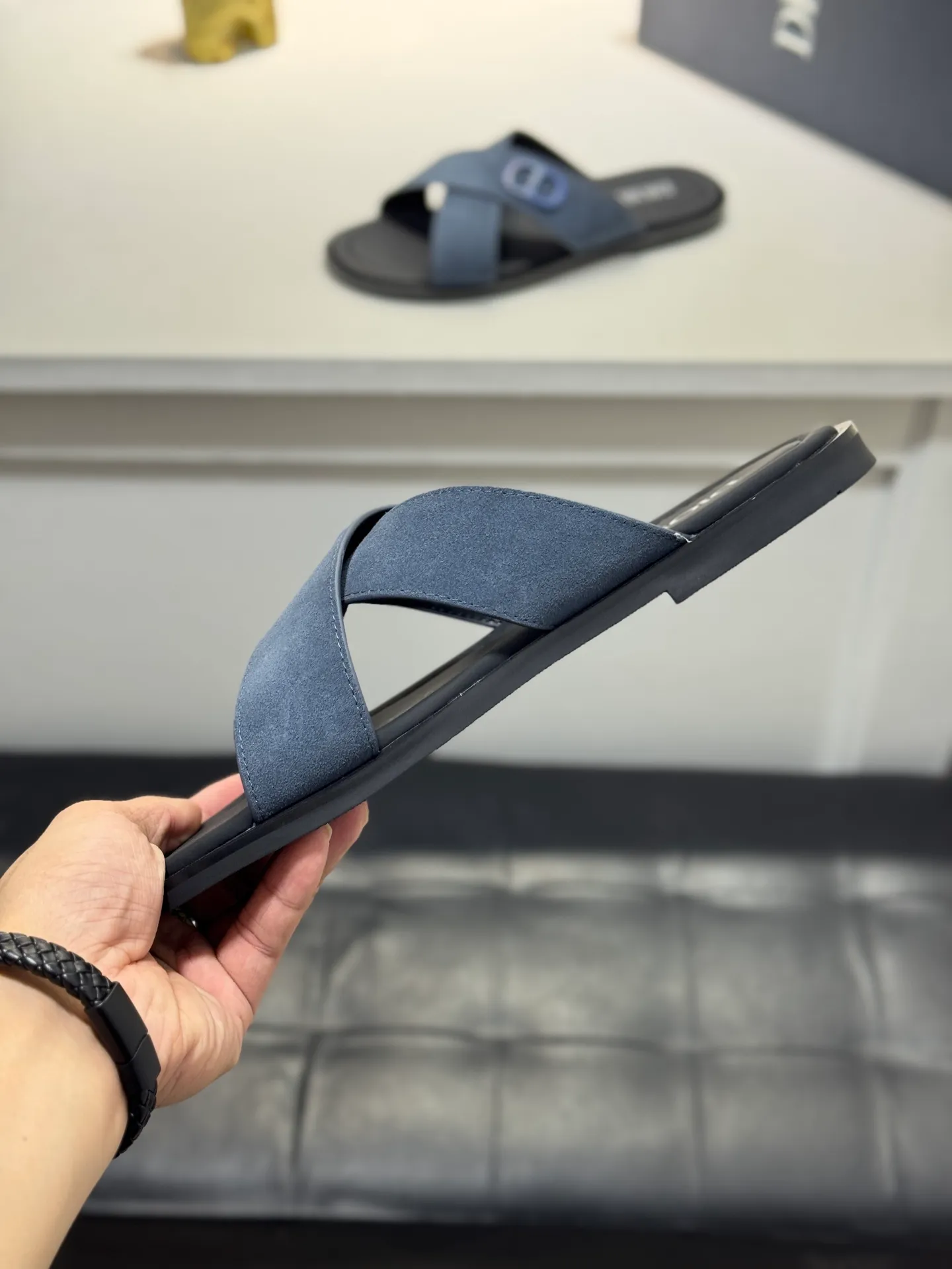 Men's men's shoes 💰320 [New style] 🦇🦇𝐂𝐡𝐫𝐢𝐬𝐭𝐢𝐚𝐧 𝐃𝐢𝐨𝐫 Dior slippers - the latest hot sandals, classic sandals, original replicas, super durable and versatile, cowhide leather with hardware accessories, very comfortable on the feet Look slim and white. Original molded outsole size: 38-44 (.45. Customized